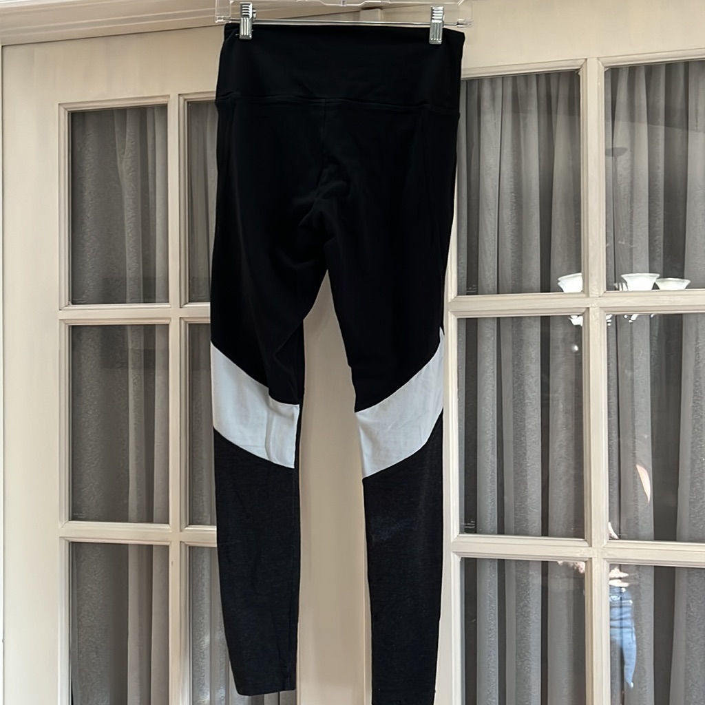 Pink Victoria Secret Black, Light Gray & Dark Gray Leggings Size S